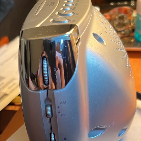 Clock Radio Emerson AM/FM - Picture 4 of 7